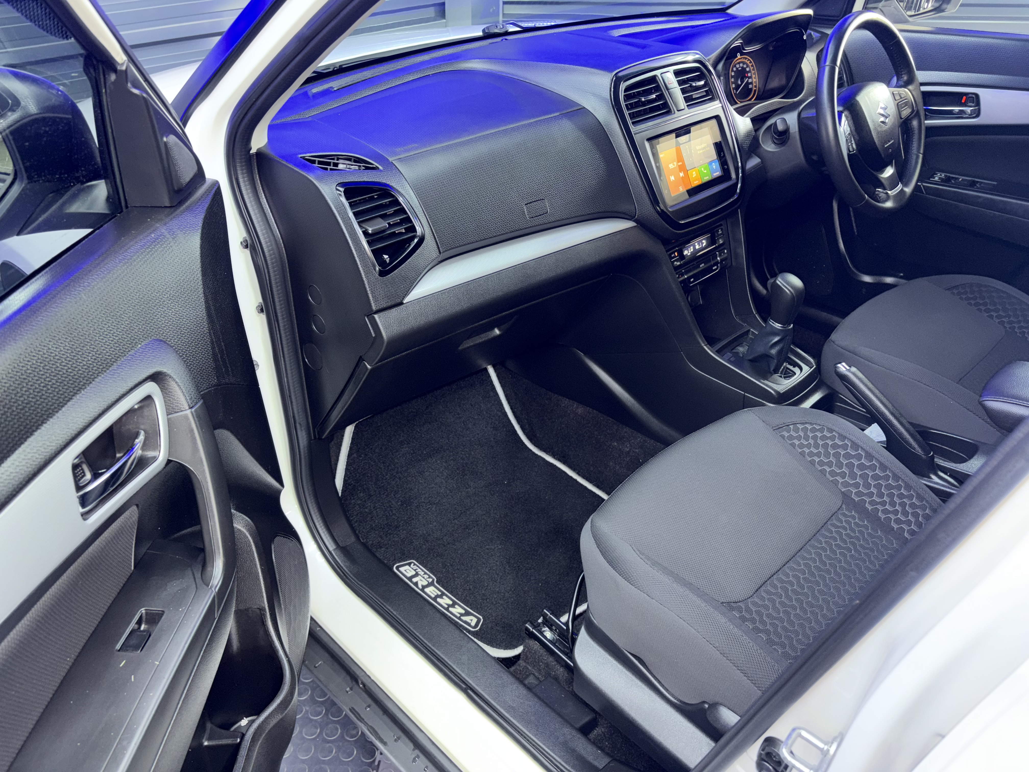 2022 Suzuki Vitara Brezza 1.5GLX AT - Image 8