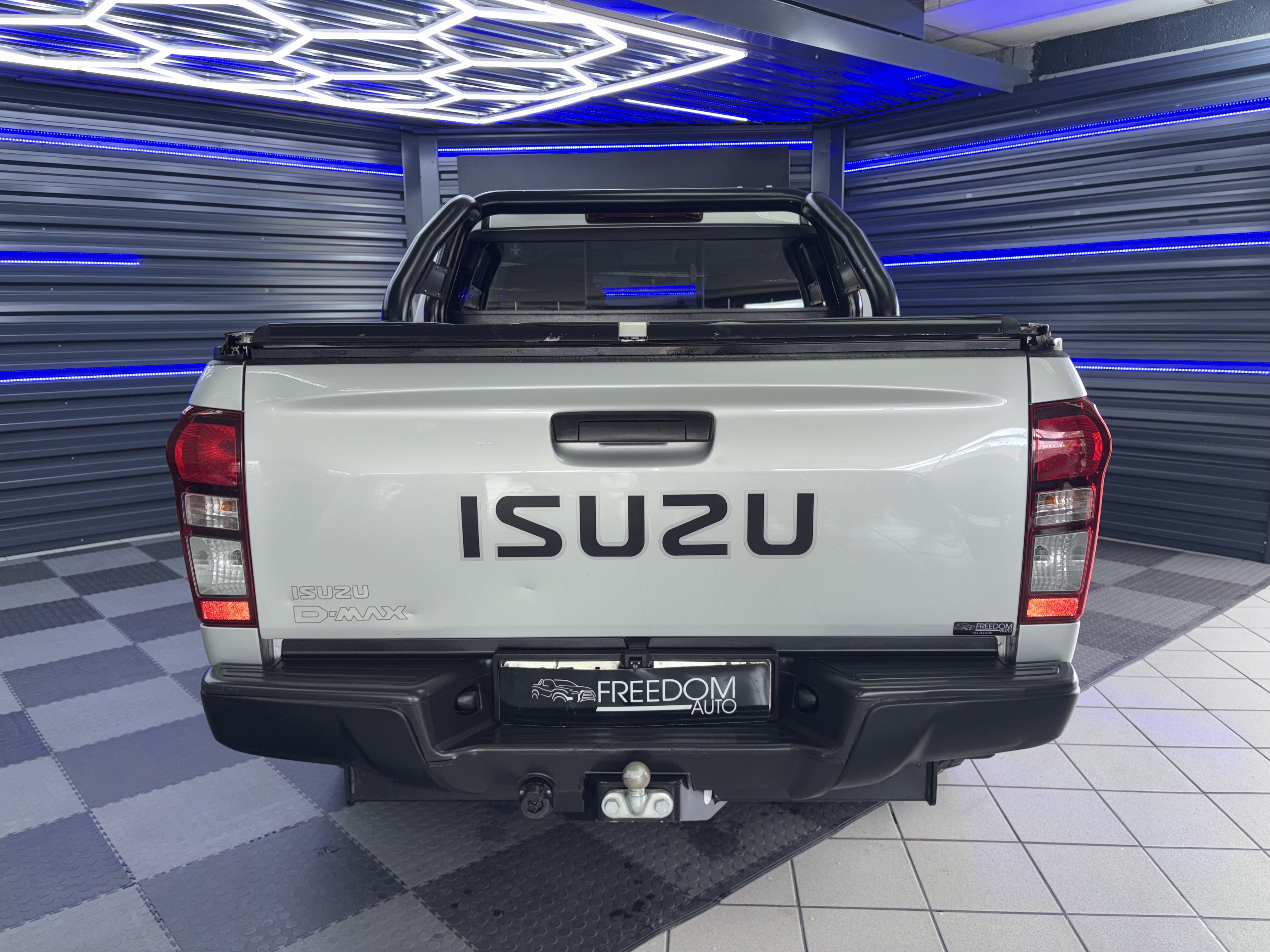 2020 Isuzu D-Max HiRide D/C - Image 6