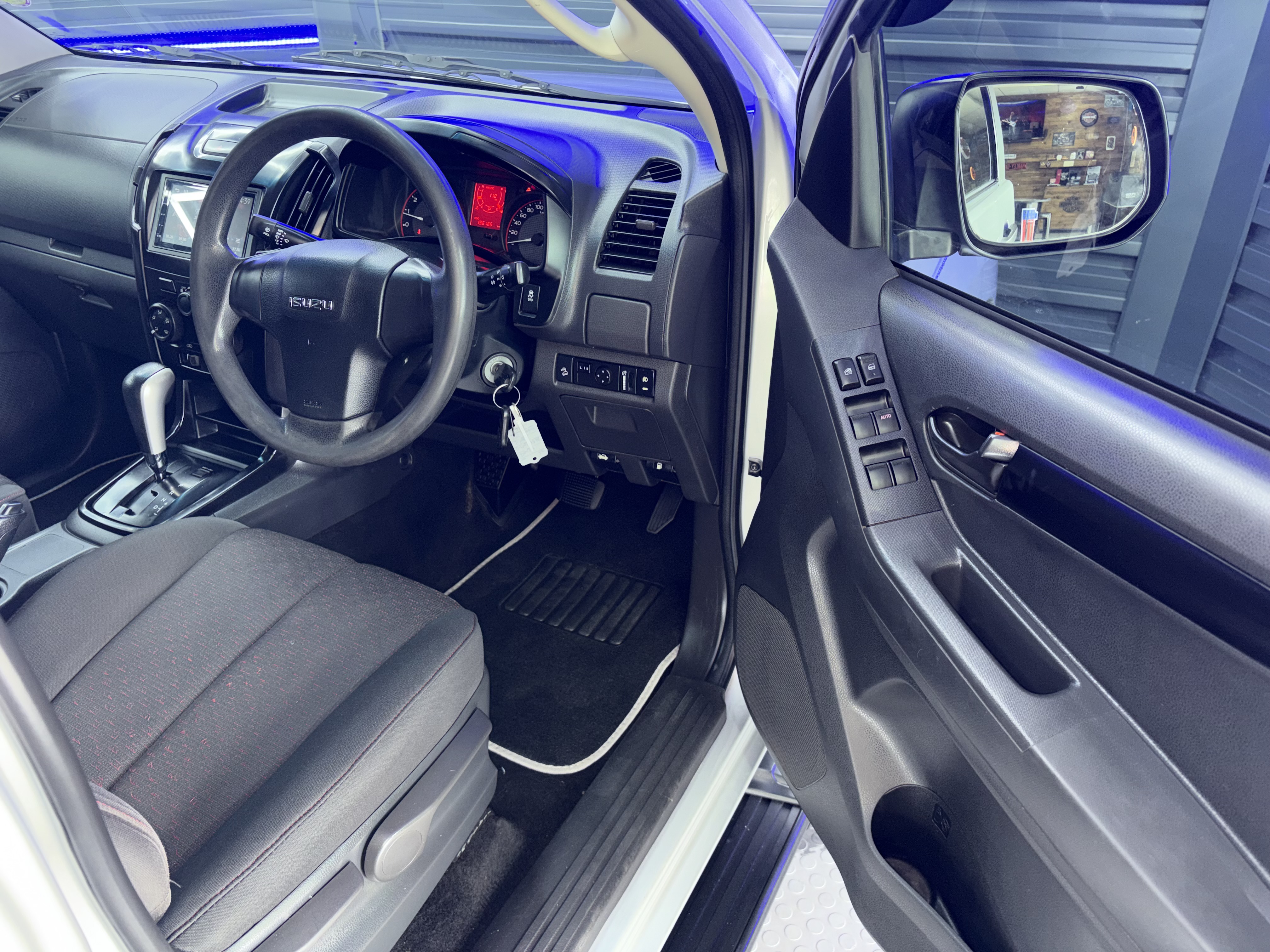 2020 Isuzu D-Max HiRide D/C - Image 7