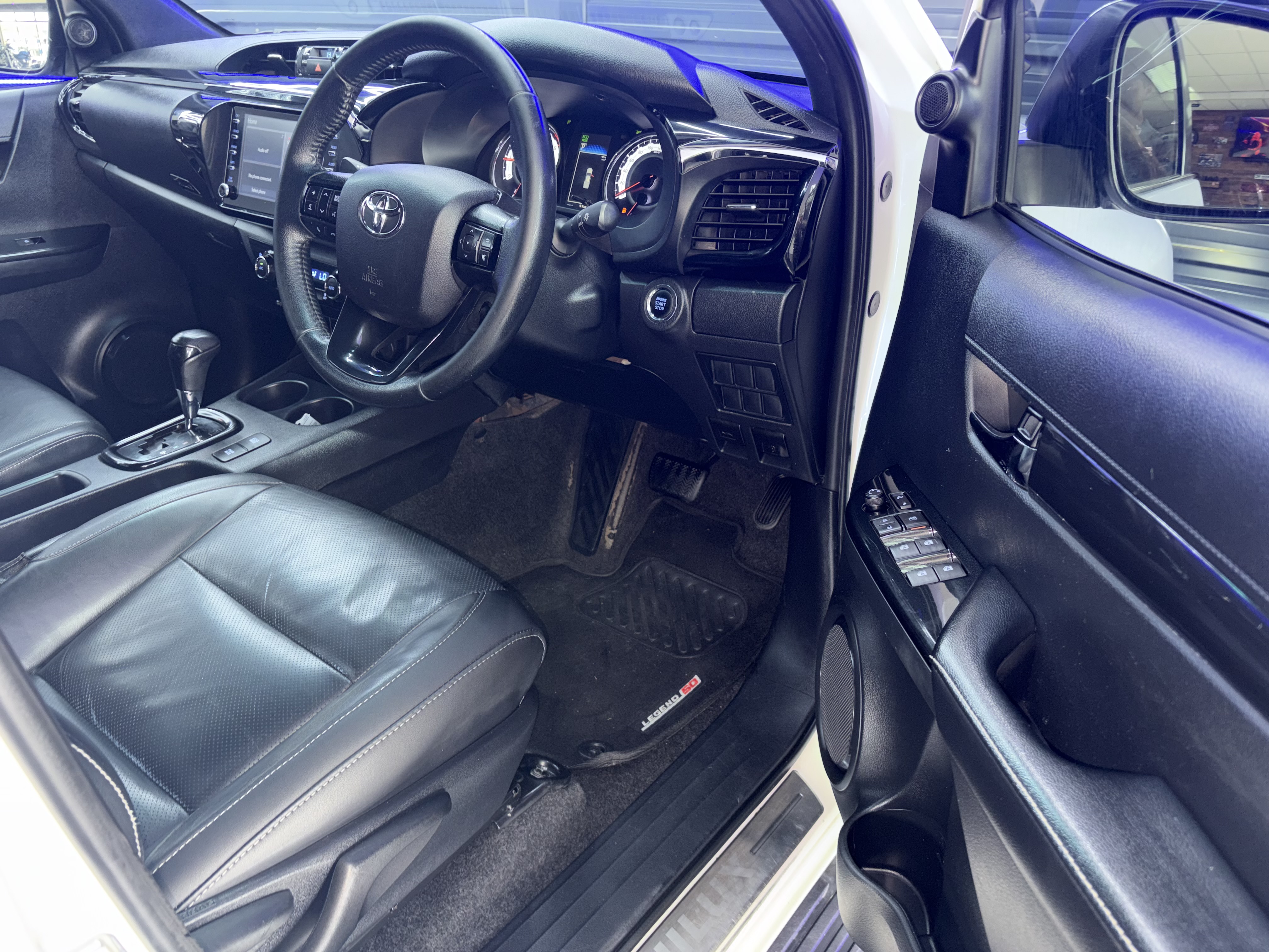 2020 Toyota Hilux 2.8 Legend 50 - Image 7